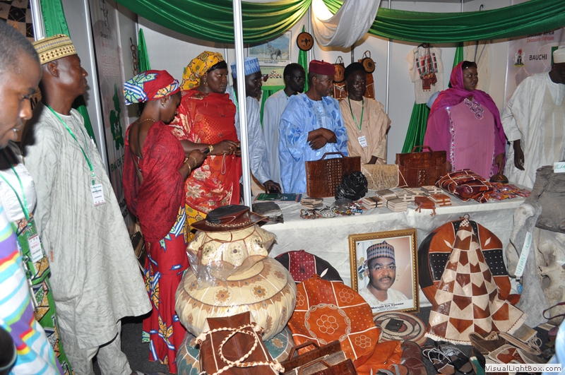 exhibits_at_the_trade_fair